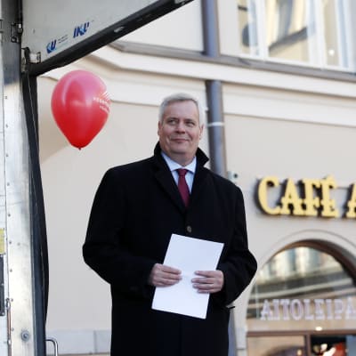 Antti Rinne talar i Tammerfors på första maj.