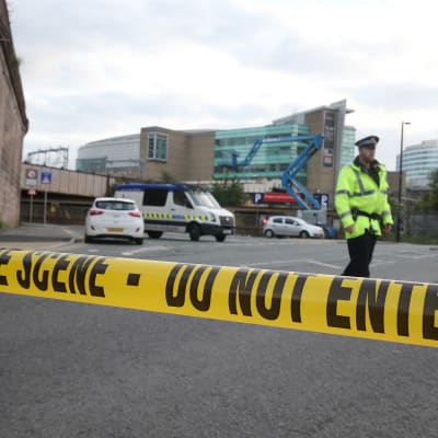Polisen har spärrat av brottsplatsen i Manchester