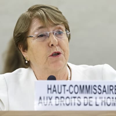 FN:s nya människorättskommissionär Michele Bachelet vill ställa Myanmars ledare inför rätta bl.a för folkmord på muslimska rohingyer