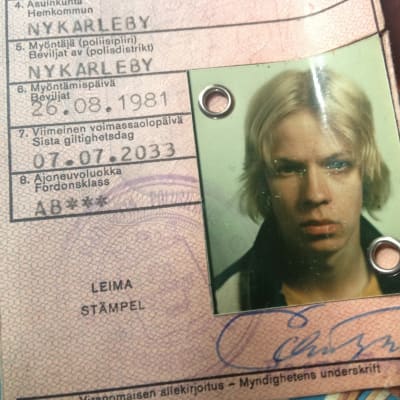 Peter Sandströms gamla körkort från 80-talet.