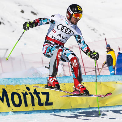 Marcel Hirscher tävlar i lagtävlingen under VM i St. Moritz.