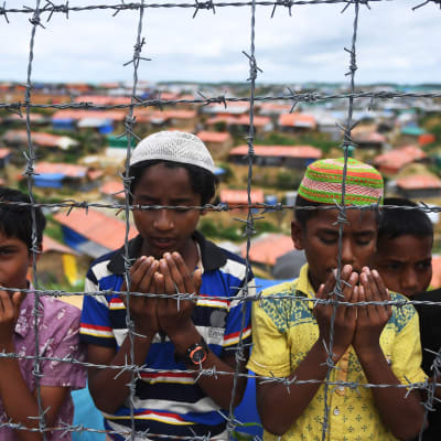 Flyktingar från Myanmar i flyktingläger i Bangladesh