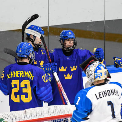 Suomi–Ruotsi, U18-MM-kisat.