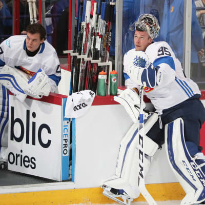 Då samtliga NHL-spelare senast fick spela landslagshockey delade Tuukka Rask och Pekka Rinne på det blåvita målvaktsansvaret. Här i Toronto hösten 2016.
