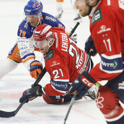 Tappara och HIFK i en ishockeymatch.