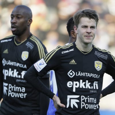 Abdoulaye Meite och Roope Riski har fått en tung ligastart.