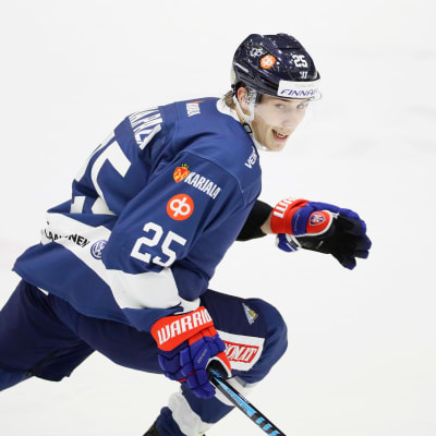 Henrik Haapala börjar vara bofast i finska ishockeylandslaget.
