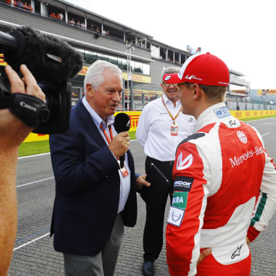 Pat Symonds intervjuar Mick Schumacher.