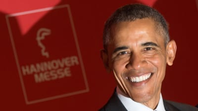 USA:s president Barack Obama väntas meddela om sitt beslut då han besäker mässan i Hannover på måndag