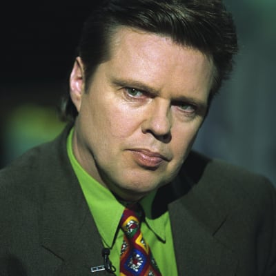 Jari Aarnio ohjelmassa Punainen lanka vuonna 2000
