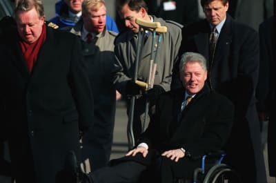 Bill Clinton i rullstol och Martti Ahtisaari, 1997