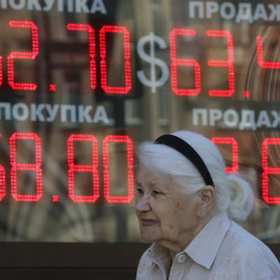 Valutakursen i Ryssland den 4 augusti 2015.