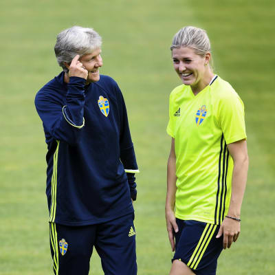 Pia Sundhage och Olivia Schough