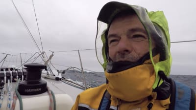 Tapio Lehtinen under jorden runt-seglingen.