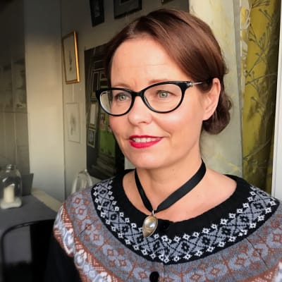 Ett porträtt av Camilla Lindberg.