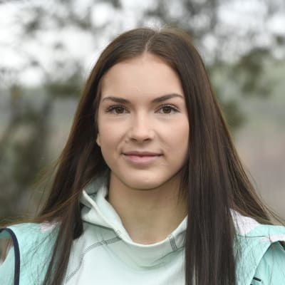 Jasmin Kähärä Suomen maastohiihtomaajoukkueen mediatapaamisessa Sotkamon Vuokatissa 20. lokakuuta 2020.