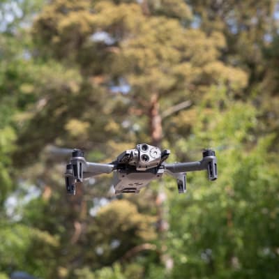 Puolustusvoimien koulutuskäyttöön hankkima drone.