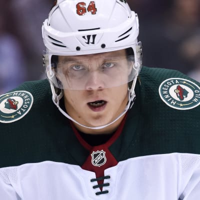 Mikael Granlund spelar ishockey i NHL-laget Minnesota.