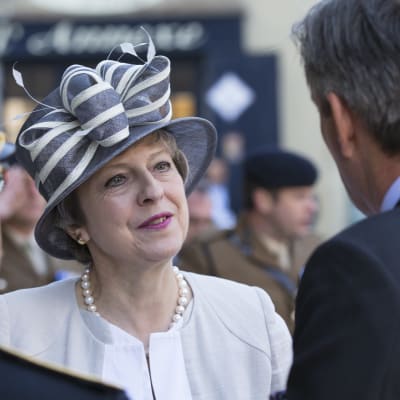 Theresa May deltog den 6 juni 2019 i minneshögtider för landstigningen i Normandie i Frankrike.  