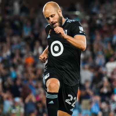 Teemu Pukki firar ett mål.
