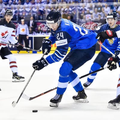 Kaapo Kakko spelar i VM 2019.