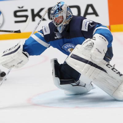 Juuse Saros spikade igen sin bur också mot Slovakien.
