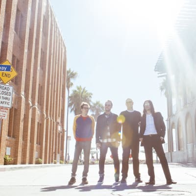 Amerikkalainen Weezer-yhtye vuonna 2016