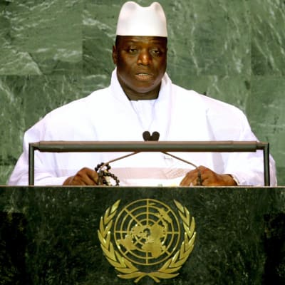 Gambias besegrade president Yahya Jammeh