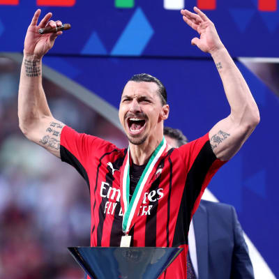 Zlatan Ibrahimovic firar ligatiteln 2022.