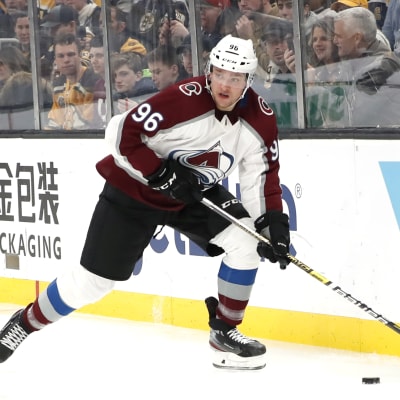 Mikko Rantanen på isen.