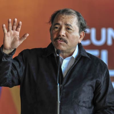 Den förre rebelledaren Daniel Ortega har styrt Nicaragua i över femton år under 1980-talet och på 2000-talet