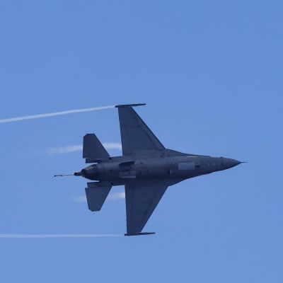 Ett belgiskt F-16 stridsflygplan deltar i Natos reguljära kärnvapenavskräckningsövning.