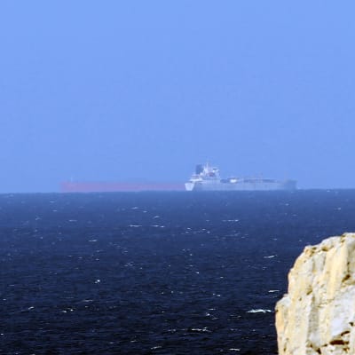 Olje- och kommersiella fartyg är en vanlig syn i Hormuzsundet, Oman