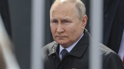 Vladimir Putin voitonpäivän paraatissa Moskovassa.