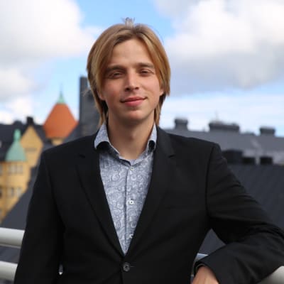 Artëm Kuosti.
