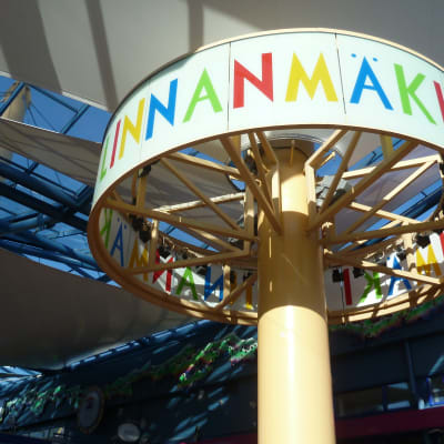 Borgbackens logga där det står Linnanmäki. 