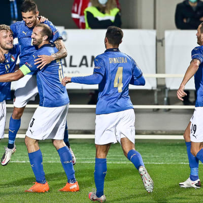 Italiens fotbollslandslag jublar 2020.