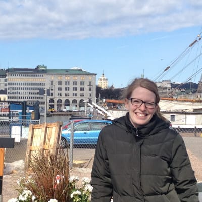 Projektledare Johanna Welander från Korjaamo Group om det nya "Allas" pop up-caféet.
