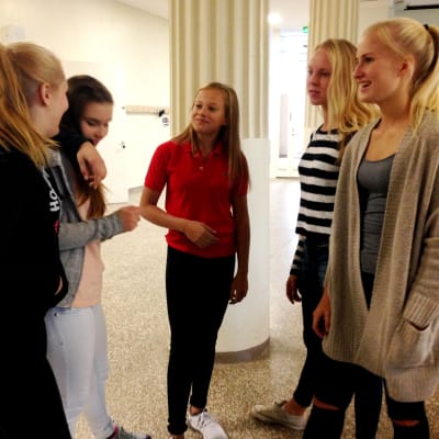 Elever i Luostarivuori skola i Åbo