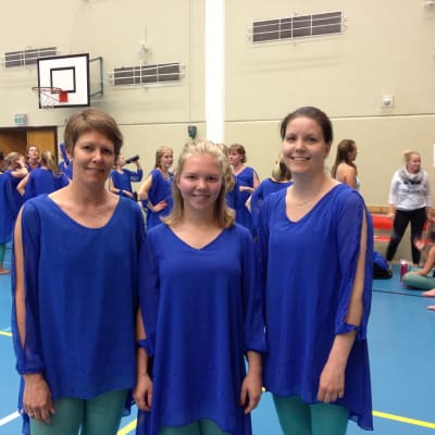 Maria Myllylä, Rebecca Myllylä och Jennie Kronman-Sten från Vasa gymnastikförening.