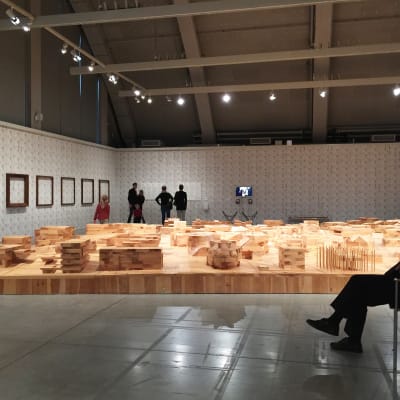 Ai WeiWein Ordos 100 pienoismalli Helsingin taidemuseossa
