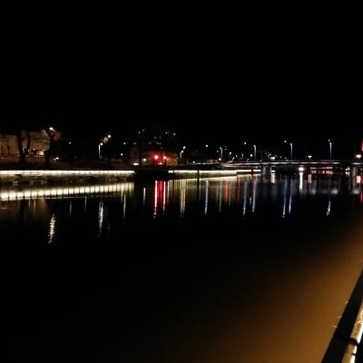 Belysningen vid Aura å släcks under Earth Hour