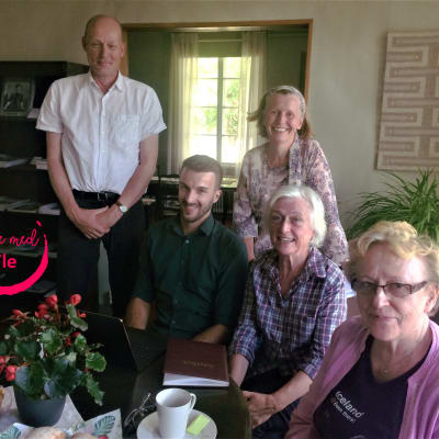 Yleläiset kahvivieraana Gardberg centerissä Raaseporissa.