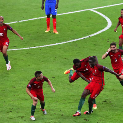Portugali juhlii Euroopan mestaruutta.