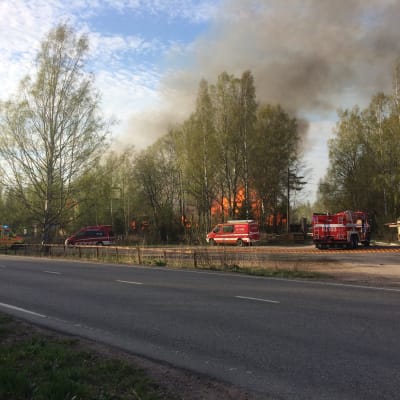 Brand vid Gamla Tavastehusvägen nära Järnvägsstationen i Borgå den 19 maj 2017.