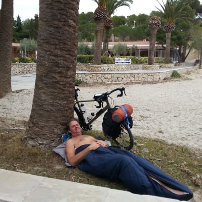 Lars Brunell cyklar från sydligaste Europa upp till Jakobstad.