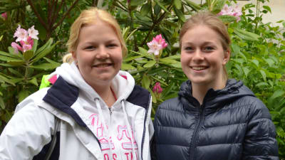 Alin Granö och Amanda Wallenius från FC Kontu har varit med i Stadi cup i många år.