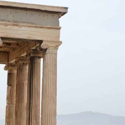 Parthenon är en av Atens största sevärdheter.