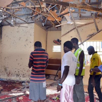 Efter självmordsattentat mot en moské i Maiduguri i nordöstra Nigeria.