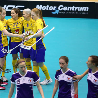 Ruotsi nöyryytti Ranskaa ennätyslukemin 61–0 naisten salibandyn MM-karsinnoissa Puolassa. 